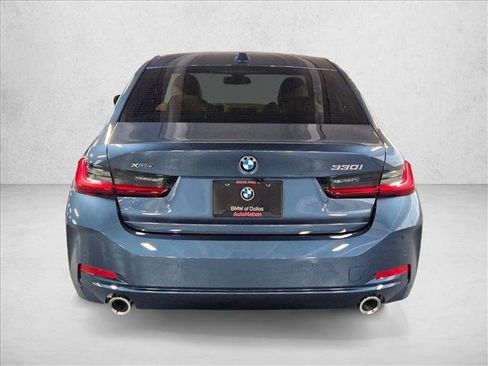 Used 2026 BMW 330i xDrive Sedan w/ Premium Package AWD/4WD image 7