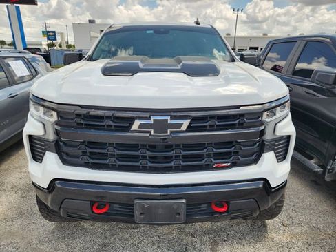 Used 2024 Chevrolet Silverado 1500 LT Trail Boss w/ Convenience Package II image 2