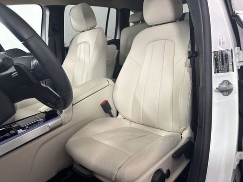 Used 2022 Mercedes-Benz GLB 250 4MATIC image 19