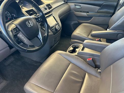 Used 2015 Honda Odyssey Touring image 10