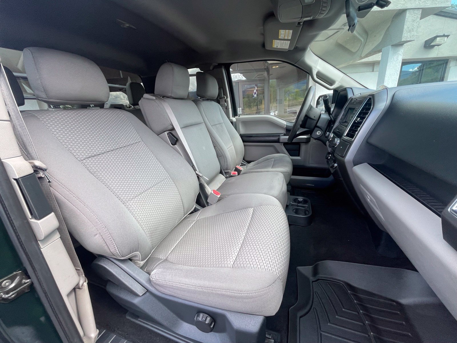 Used 2015 Ford F150 XLT AWD/4WD image 20