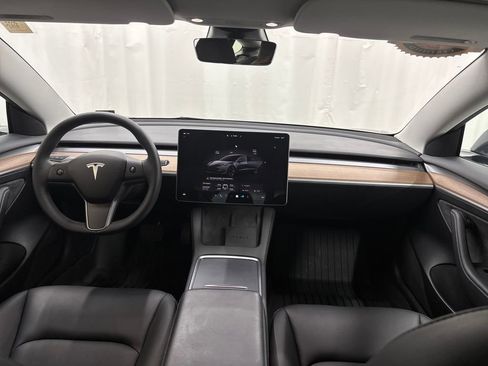 Used 2023 Tesla Model 3 Standard Range image 12