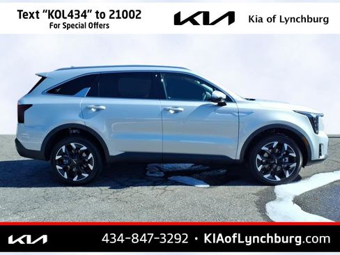 New 2026 Kia Sorento EX AWD/4WD image 3
