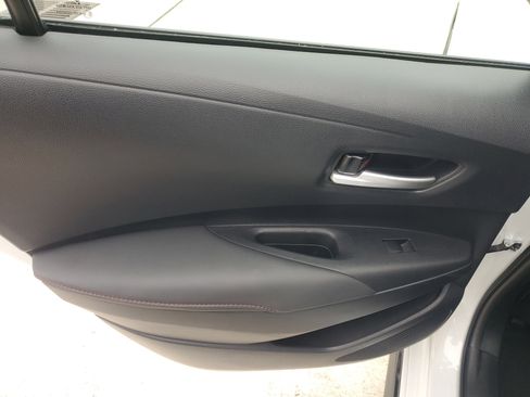 Used 2024 Toyota Corolla SE image 14