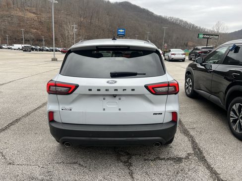 Used 2025 Ford Escape ST-Line w/ Tech Pack #1 AWD/4WD image 4