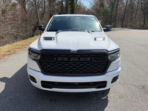 Used 2026 RAM 1500 Big Horn AWD/4WD image 3