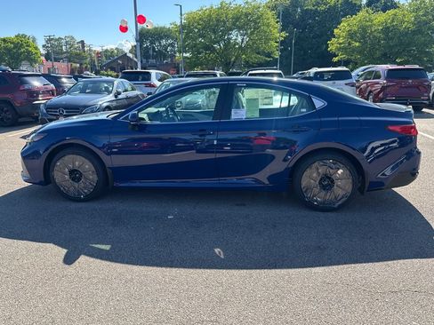 New 2026 Toyota Camry XLE AWD/4WD image 4