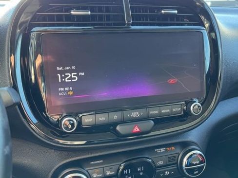 Used 2023 Kia Soul GT-Line FWD image 35