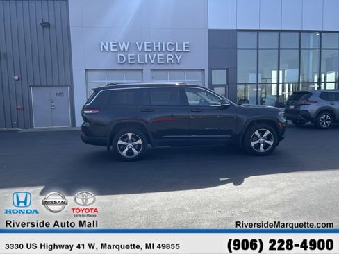Used 2021 Jeep Grand Cherokee L Limited w/ MOPAR Finishing Package AWD/4WD image 10