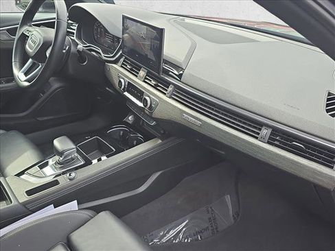 Used 2023 Audi A4 2.0T Premium Plus image 22