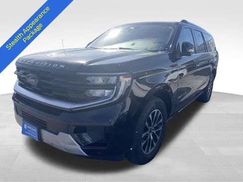 Certified 2025 Ford Expedition Platinum w/ Stealth Appearance Package AWD/4WD image 6