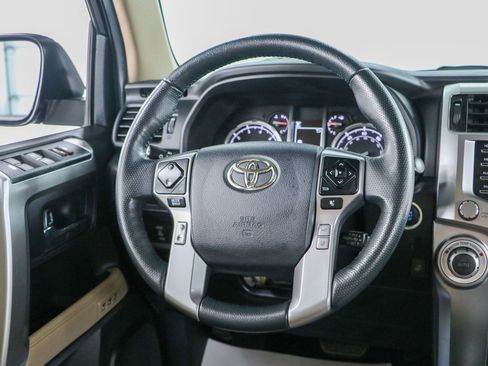 Used 2024 Toyota 4Runner Limited AWD/4WD image 13