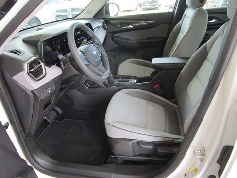 New 2026 Chevrolet TrailBlazer LS FWD image 20