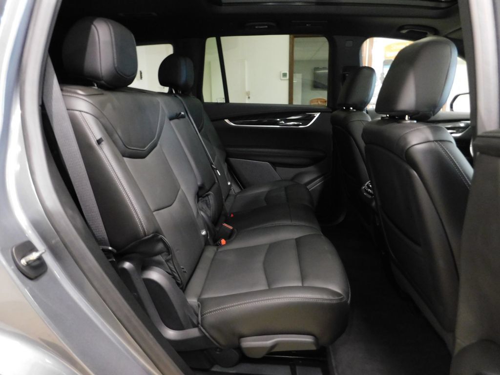 Used 2022 Cadillac XT6 Premium Luxury w/ Technology Package AWD/4WD image 94