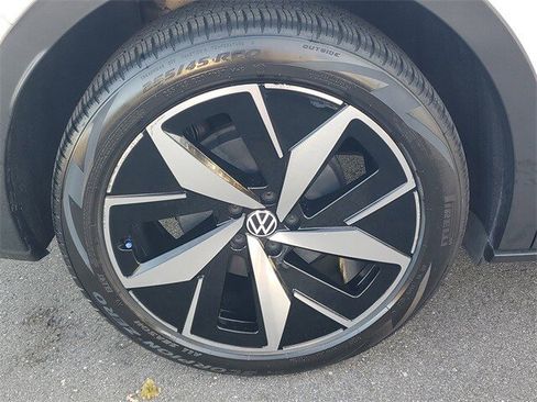 Used 2023 Volkswagen ID.4 Pro S image 5