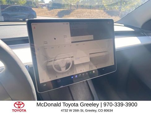 Used 2023 Tesla Model Y Long Range AWD/4WD image 18