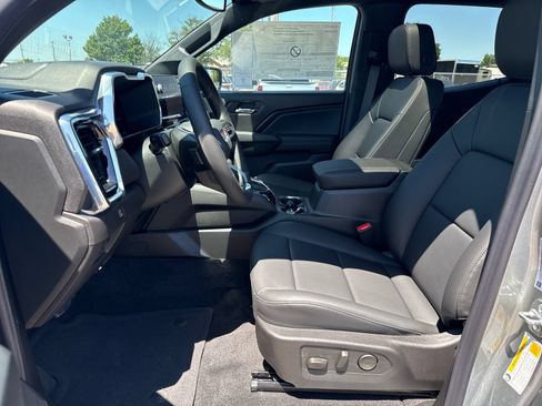 New 2026 GMC Canyon Elevation w/ Convenience Package RWD image 19