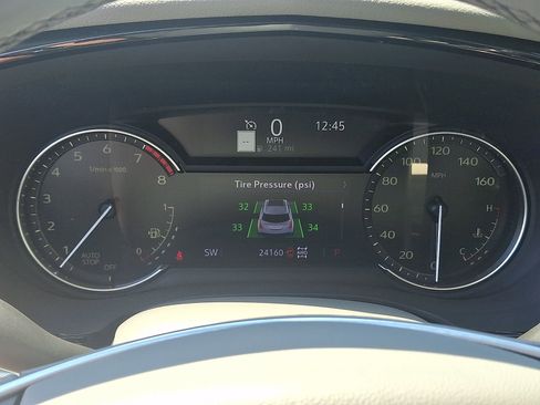 Certified 2023 Cadillac XT5 Premium Luxury AWD/4WD image 27