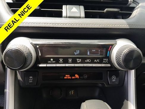Used 2023 Toyota RAV4 LE AWD/4WD image 17