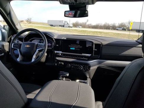 New 2026 Chevrolet Silverado 1500 LTZ w/ Z71 Off-Road Package image 12