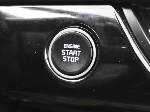 New 2026 Kia Seltos S FWD image 24