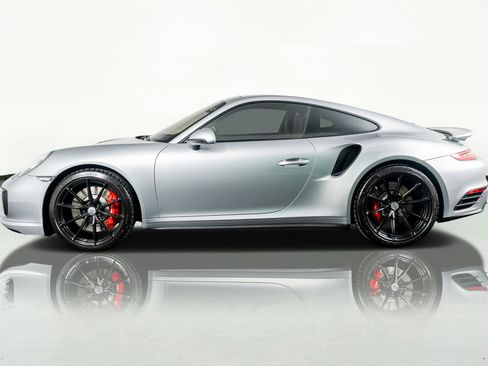 Used 2017 Porsche 911 Turbo S image 16