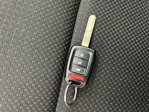 Used 2022 Honda HR-V LX image 33