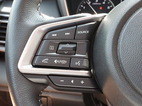 Used 2025 Subaru Outback Limited AWD/4WD image 21