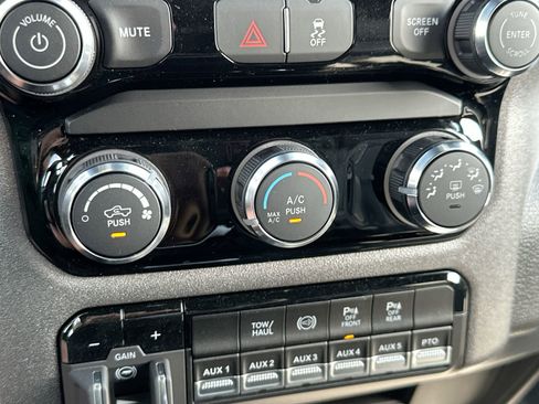 New 2026 RAM 3500 Tradesman image 18