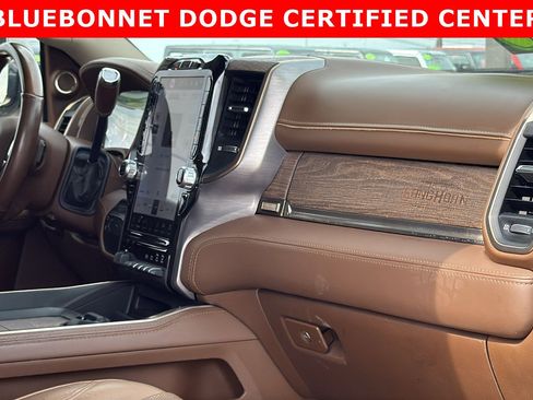 Used 2022 RAM 2500 Limited AWD/4WD image 29