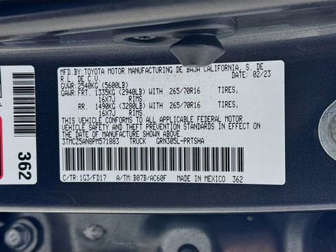 Used 2023 Toyota Tacoma TRD Off-Road image 31