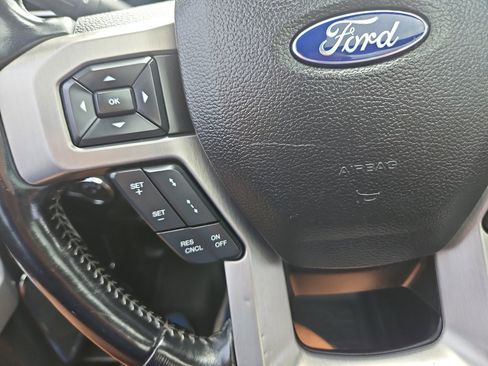 Used 2017 Ford F350 Platinum w/ Platinum Ultimate Package image 31