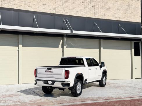 Used 2021 GMC Sierra 2500 Denali w/ Denali Ultimate Package AWD/4WD image 10