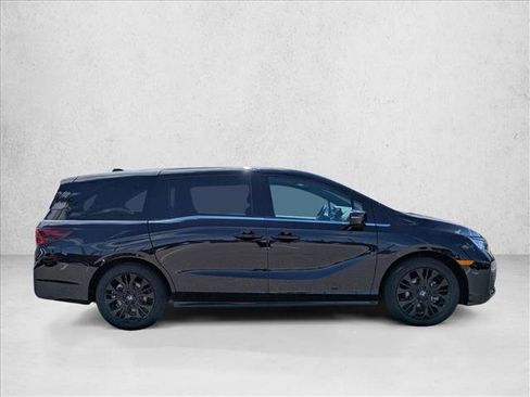 Certified 2025 Honda Odyssey Sport-L image 4