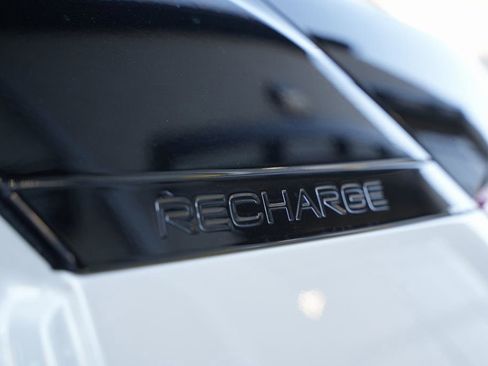 Used 2023 Volvo XC40 Recharge Ultimate image 52