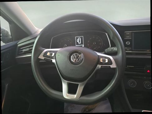 Used 2021 Volkswagen Jetta R-Line image 14