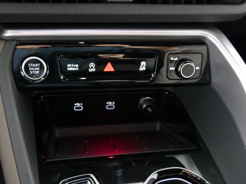 New 2025 Audi Q5 Premium Plus image 21