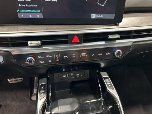 Certified 2024 Kia Sorento SX AWD/4WD image 26