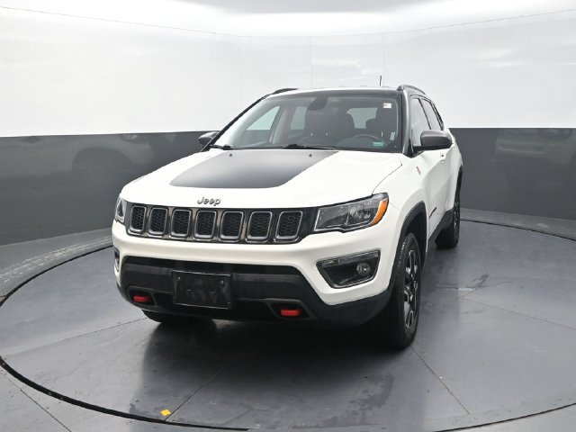 Used 2020 Jeep Compass Trailhawk AWD/4WD image 2