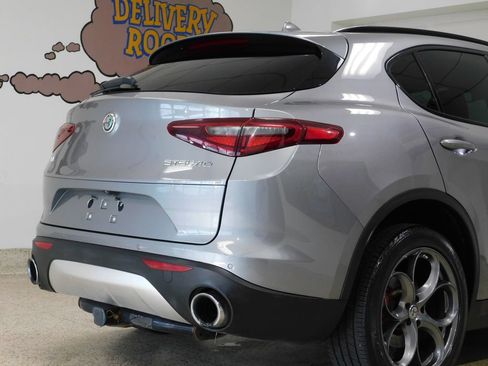 Used 2019 Alfa Romeo Stelvio Ti Sport AWD/4WD image 89