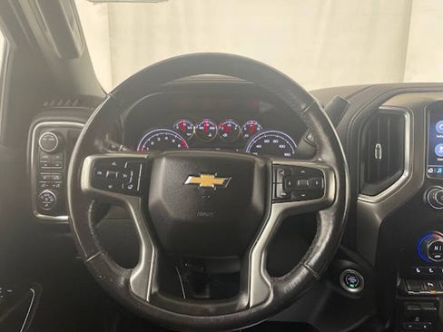 Used 2021 Chevrolet Silverado 1500 LTZ w/ Z71 Off-Road Package AWD/4WD image 13