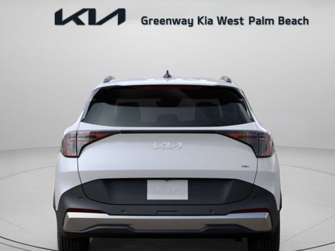 New 2027 Kia Sportage LX FWD image 7