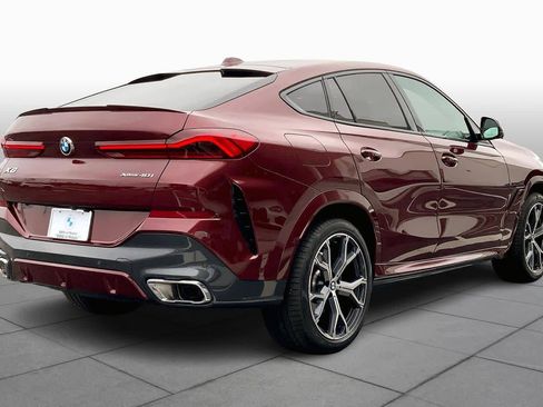 Certified 2025 BMW X6 xDrive40i image 12