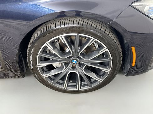 Used 2020 BMW 740i xDrive w/ Luxury Rear Seating Package image 32