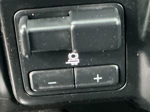 Used 2020 Chevrolet Silverado 1500 RST w/ All-Star Edition image 39