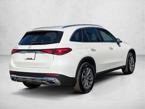 Used 2025 Mercedes-Benz GLC 300 image 8