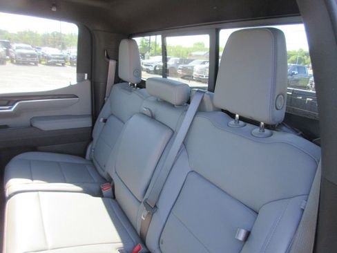 New 2026 GMC Sierra 1500 SLT w/ SLT Premium Plus Package AWD/4WD image 12