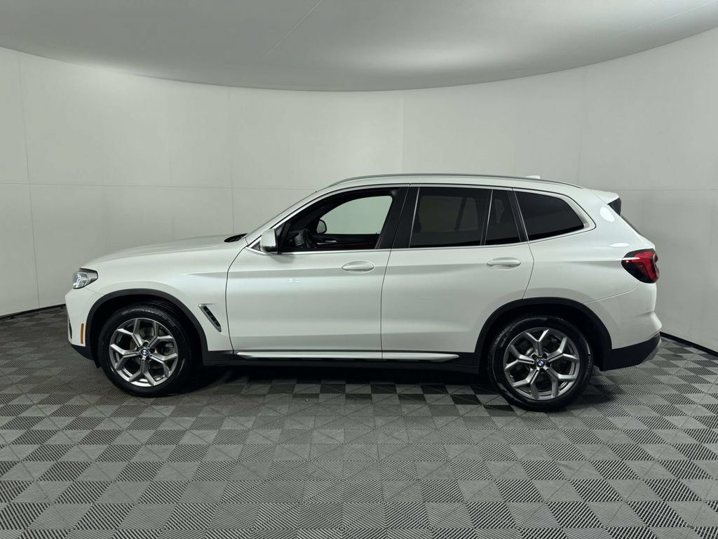Used 2024 BMW X3 xDrive30i w/ Premium Package AWD/4WD image 11