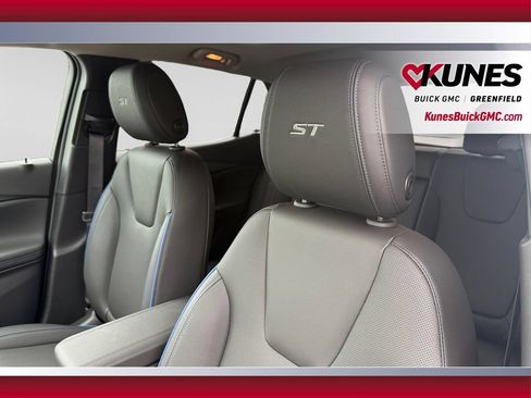 New 2026 Buick Encore GX Sport Touring w/ Comfort Package AWD/4WD image 17