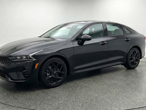 Used 2025 Kia K5 LXS FWD image 3